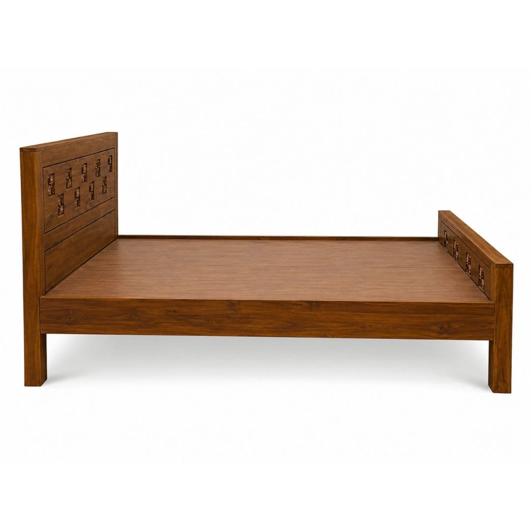 Saral Panel Bed