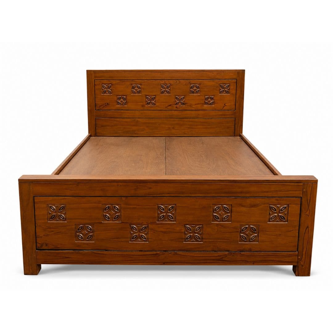 Saral Panel Bed